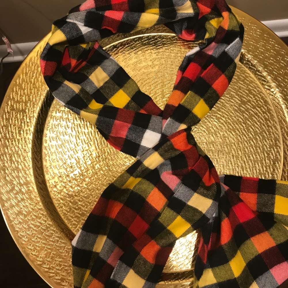 Plaid fleece scarf